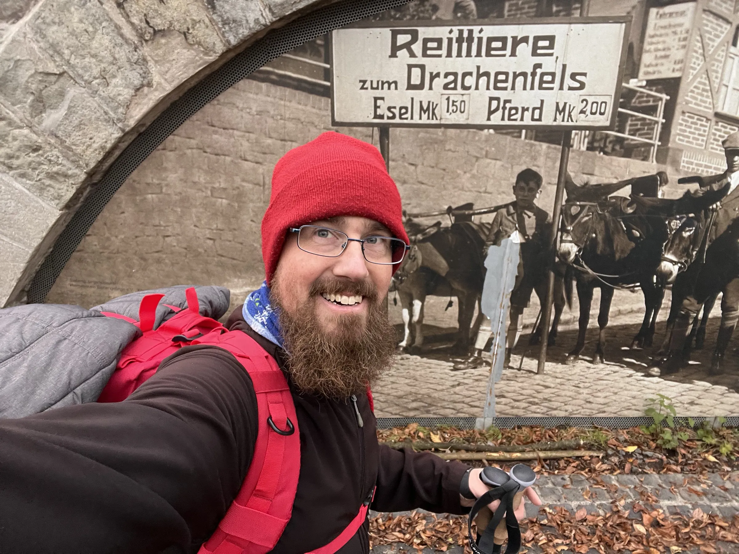 Christian hiking at the Drachenfels
